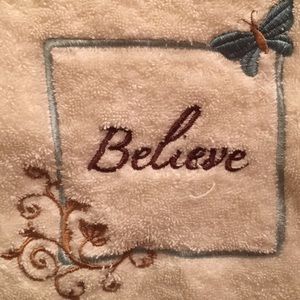 Meet your Posher, Lissette